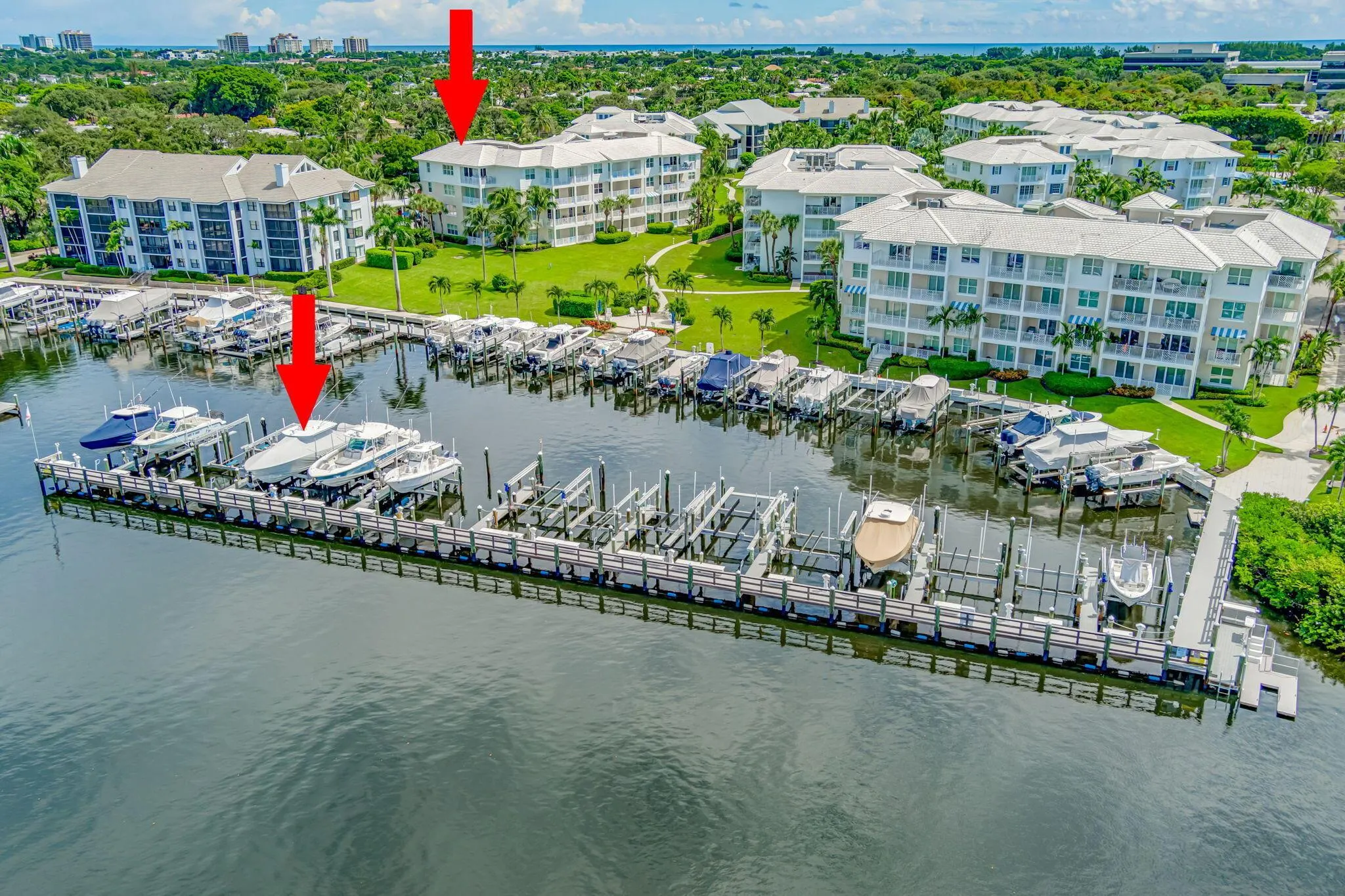 444 Bay Colony Drive N