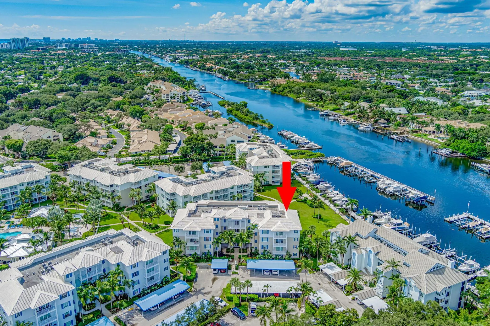 444 Bay Colony Drive N