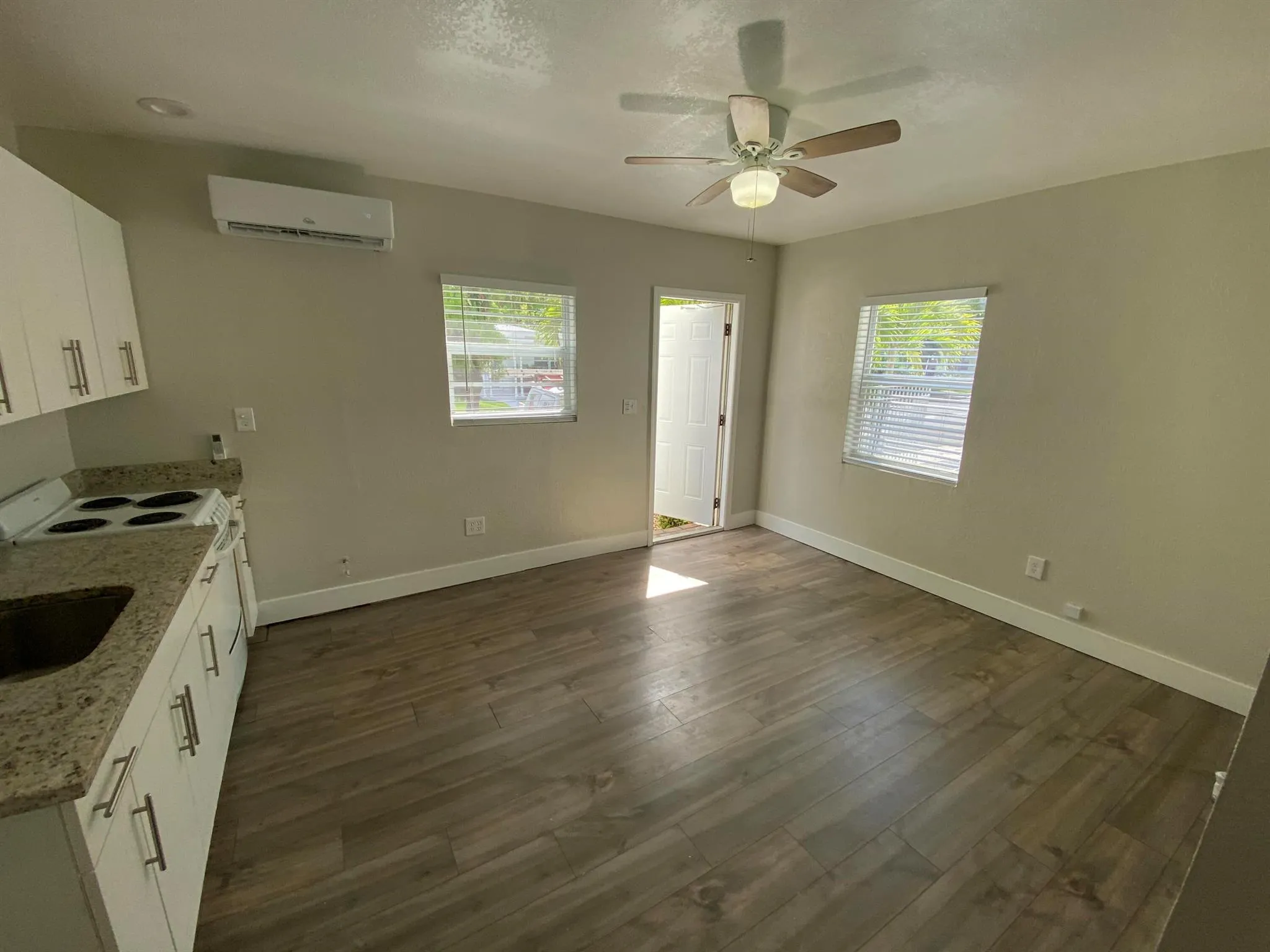 605 N Federal Highway, #3