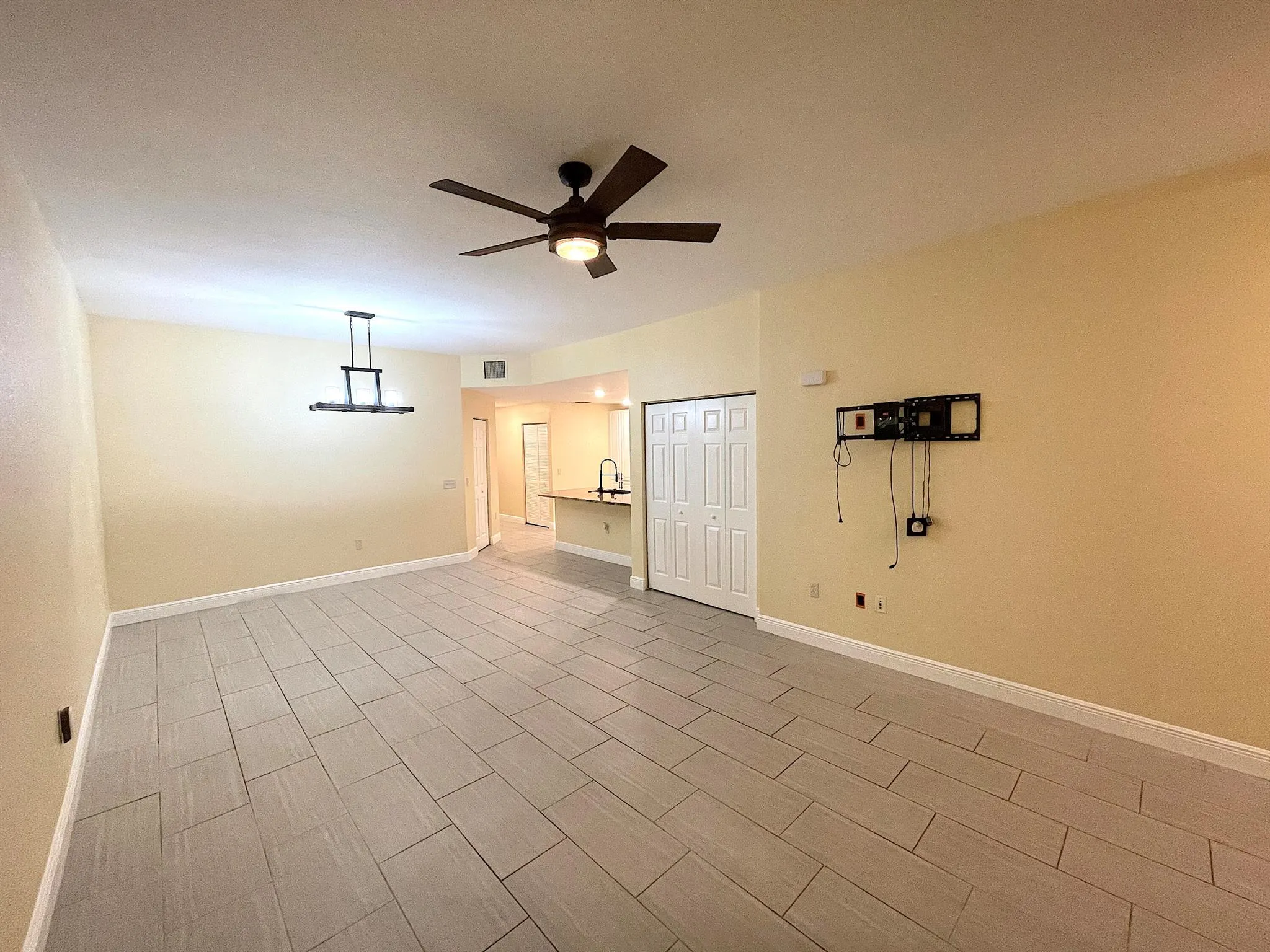 1840 Sandhill Crane Drive, #1