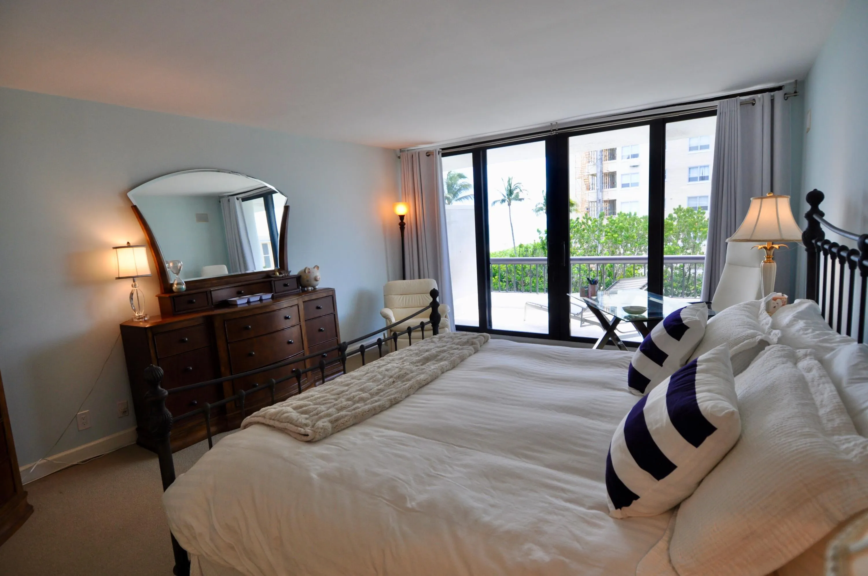 2660 S Ocean 305 S Boulevard S, #305s