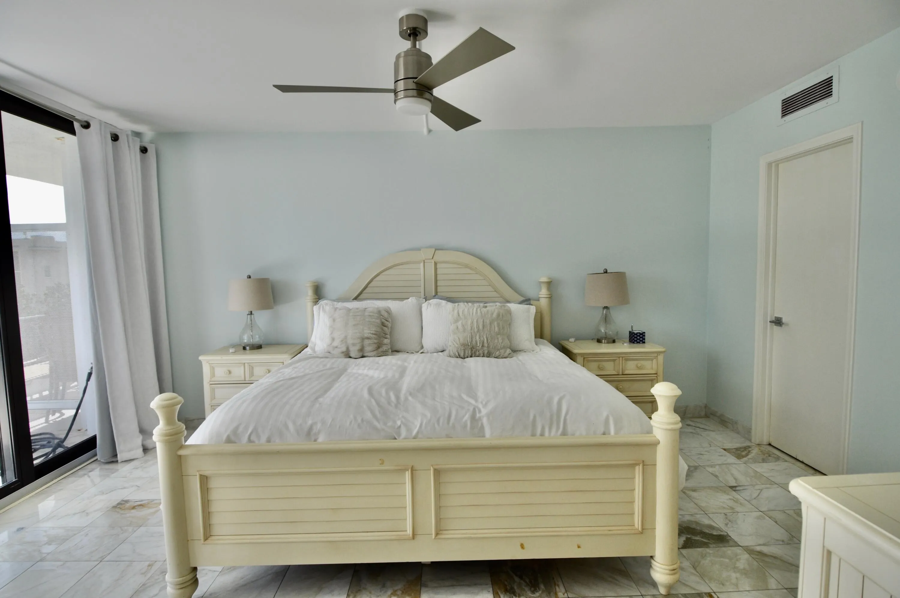 2660 S Ocean 305 S Boulevard S, #305s