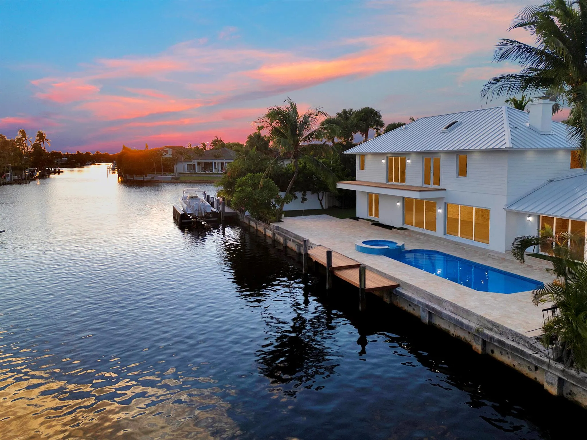 580 SW 15th Street