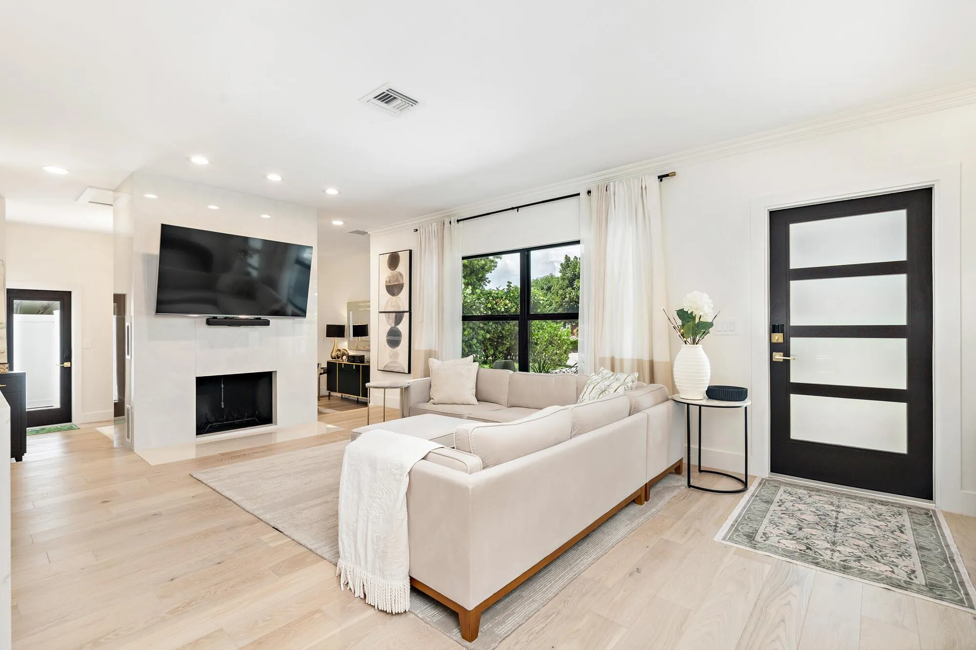 340 Ellamar Road
