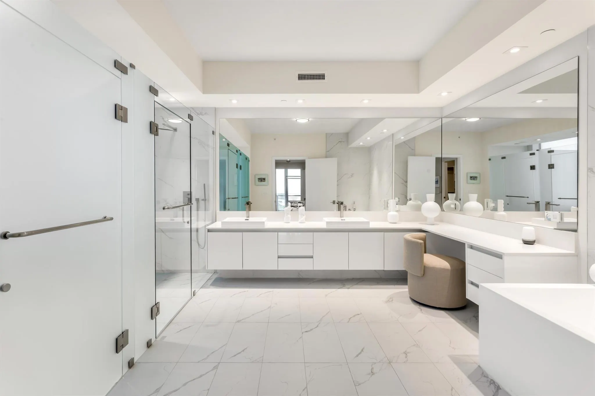 3100 N Ocean Drive, #1102 P