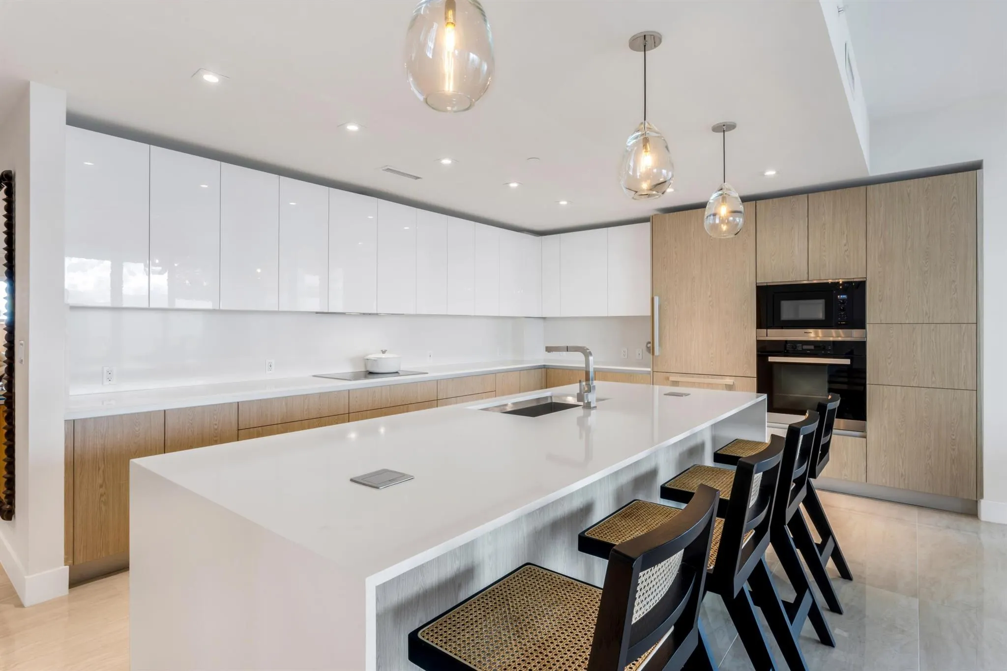 3100 N Ocean Drive, #1102 P
