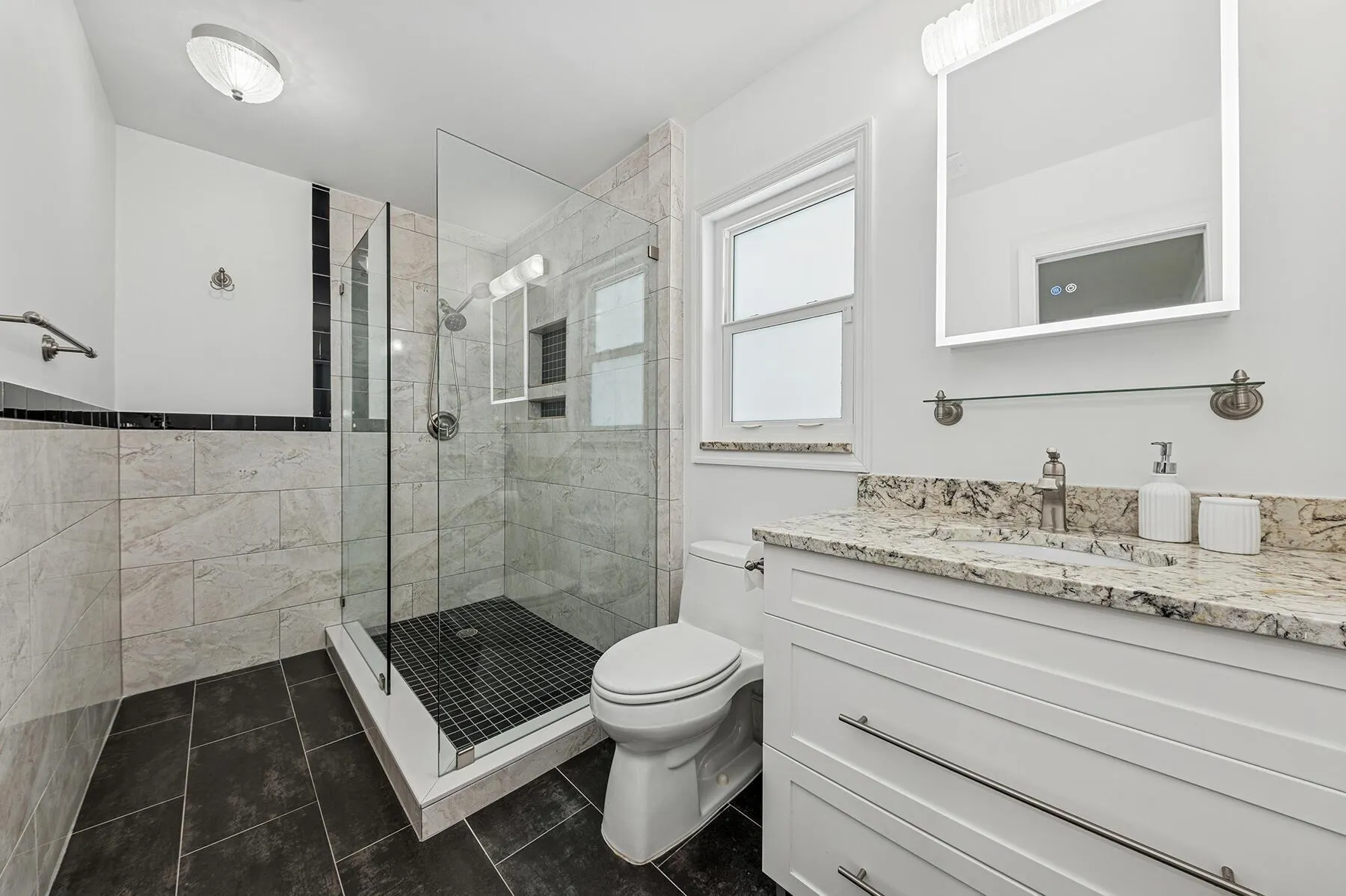 8 Woodbrook Circle