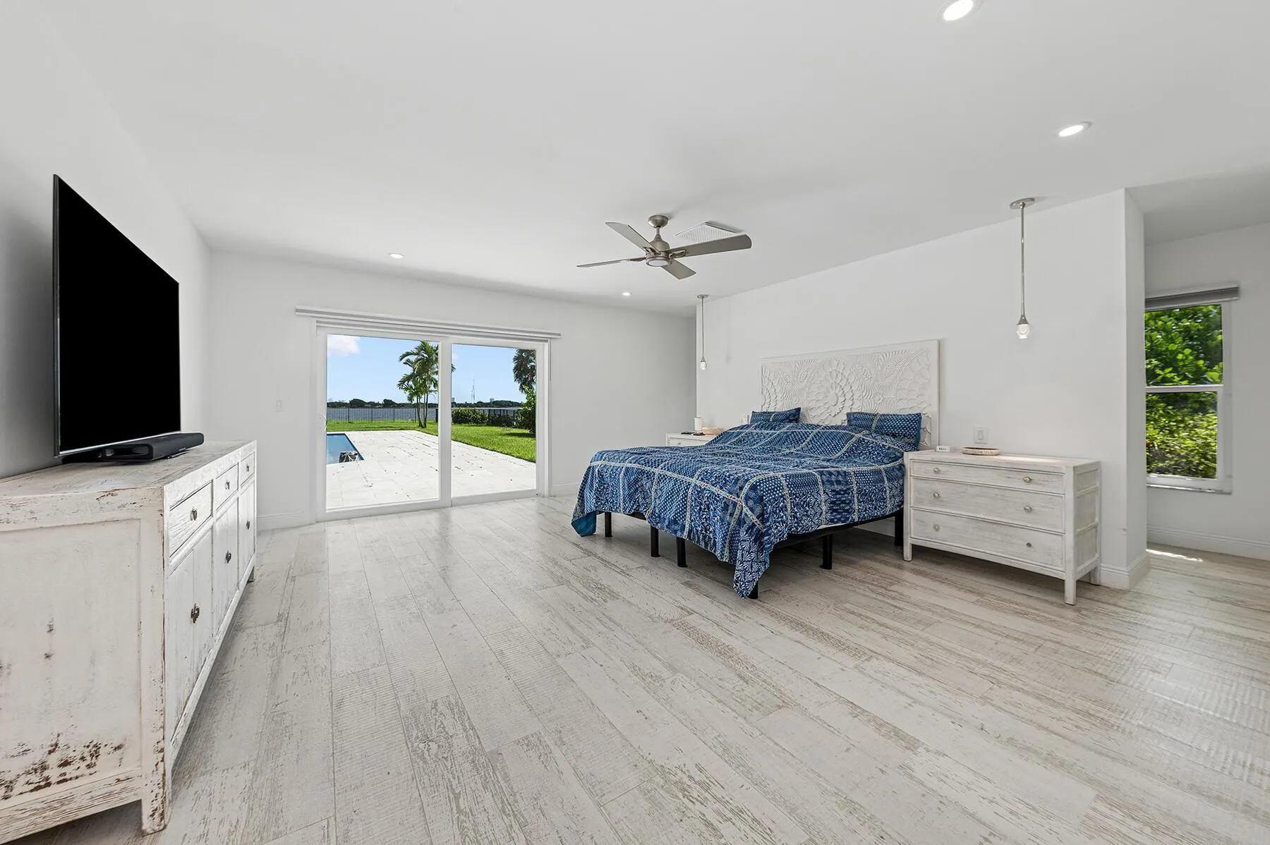 8 Woodbrook Circle