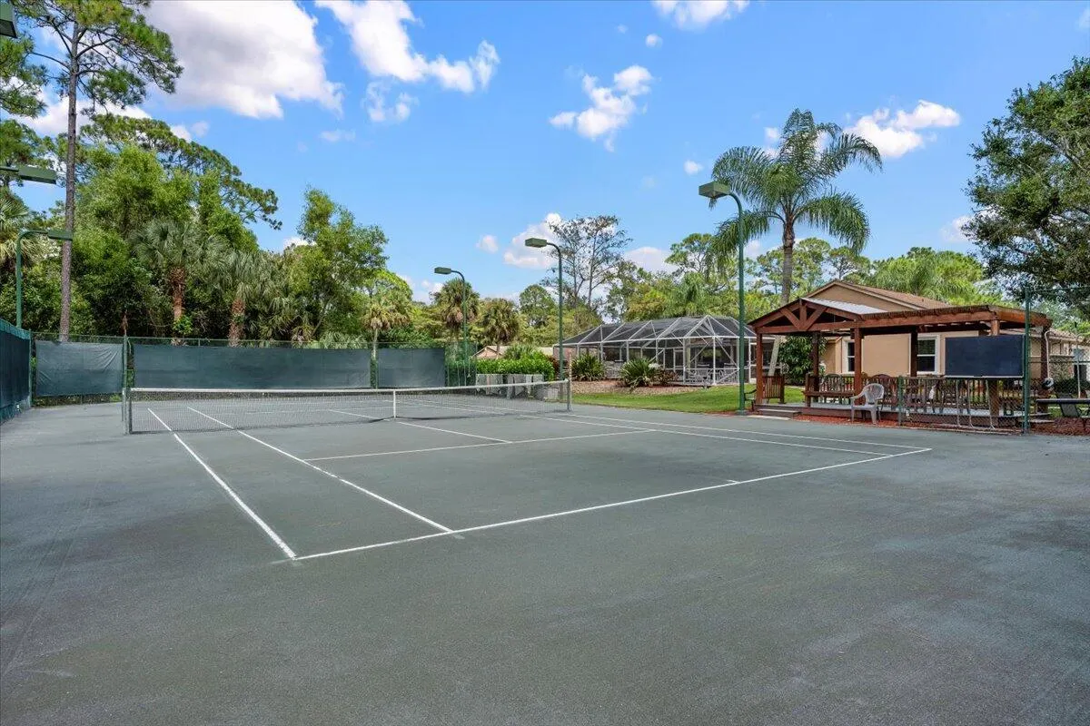 17549 Bridle Lane