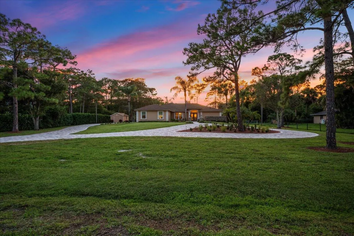 17549 Bridle Lane