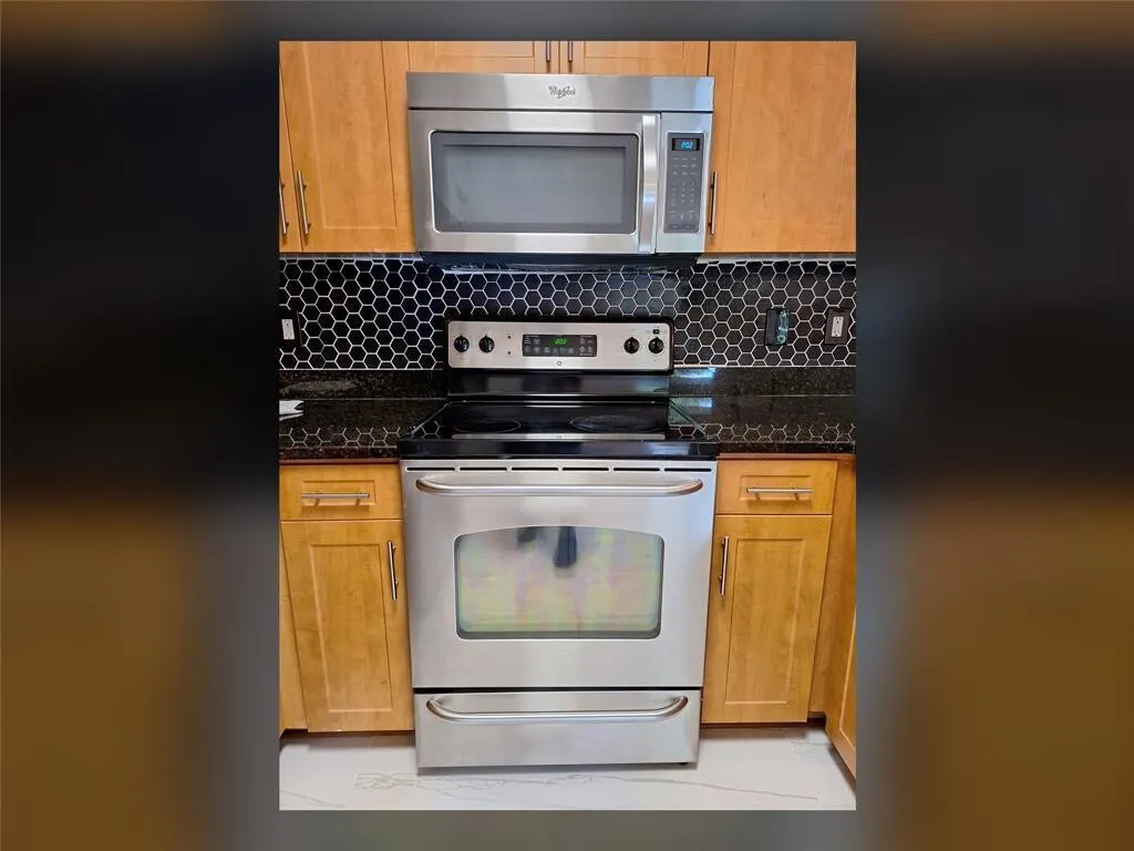 6492 Emerald Dunes Drive, #108