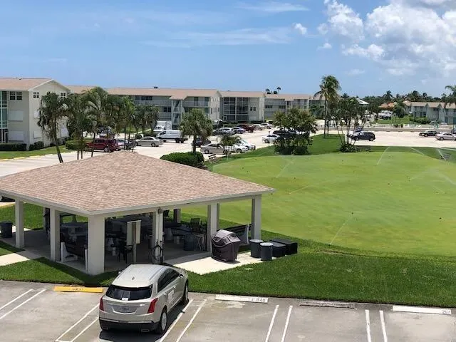 230 Horizons E, #307