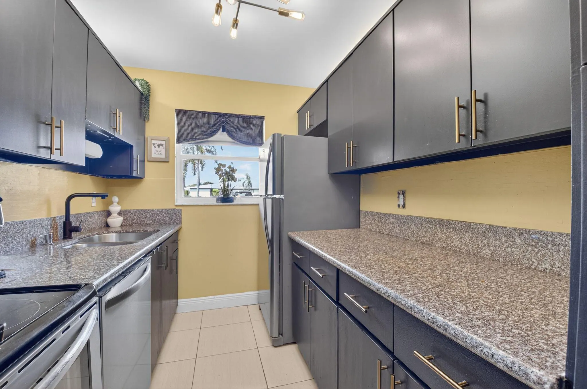 762 High Point Boulevard N, #D