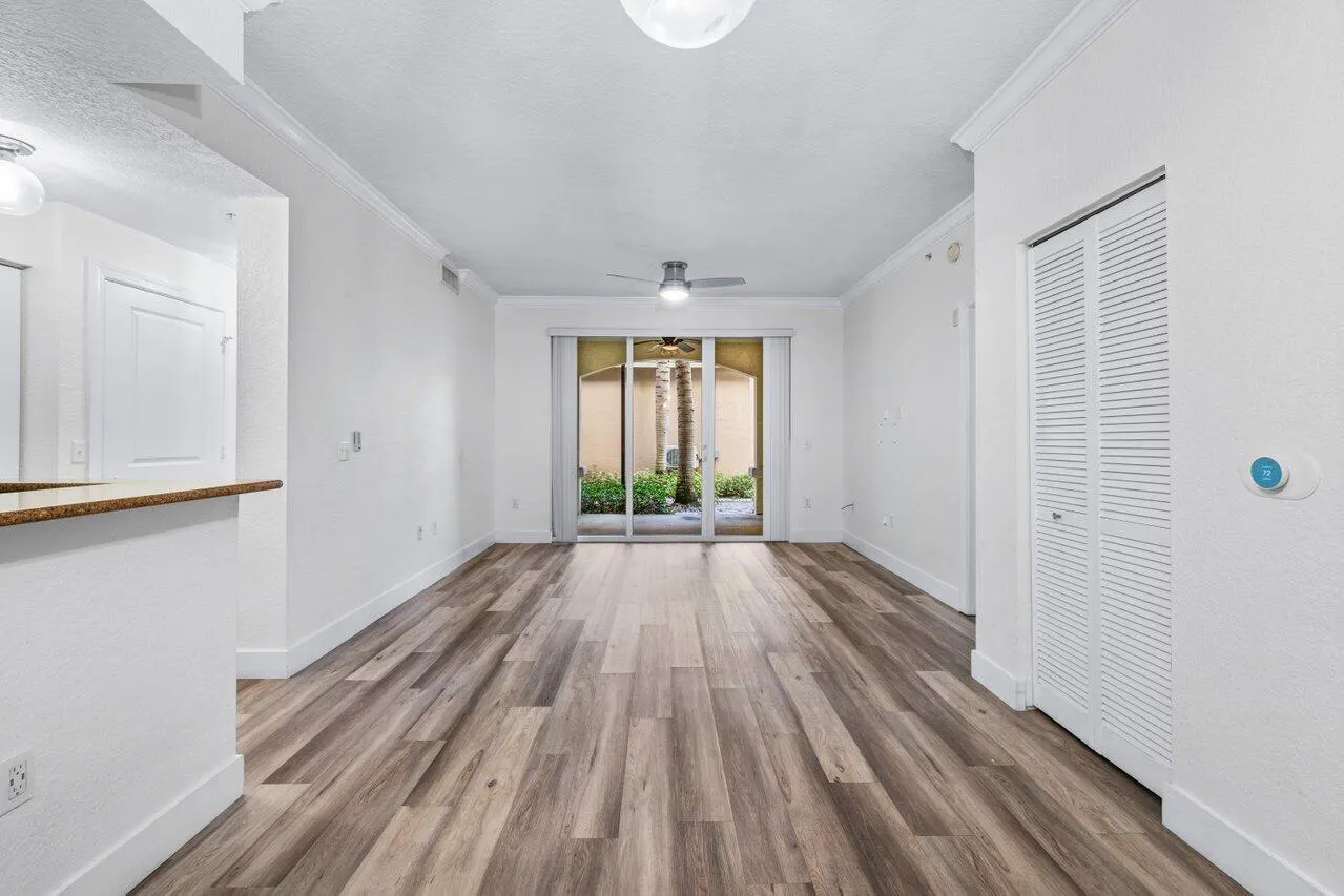 1 Renaissance Way, #117