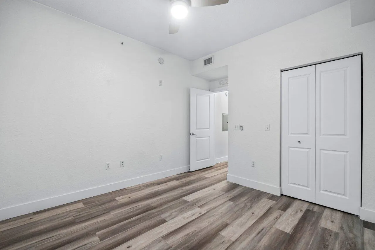 1 Renaissance Way, #117