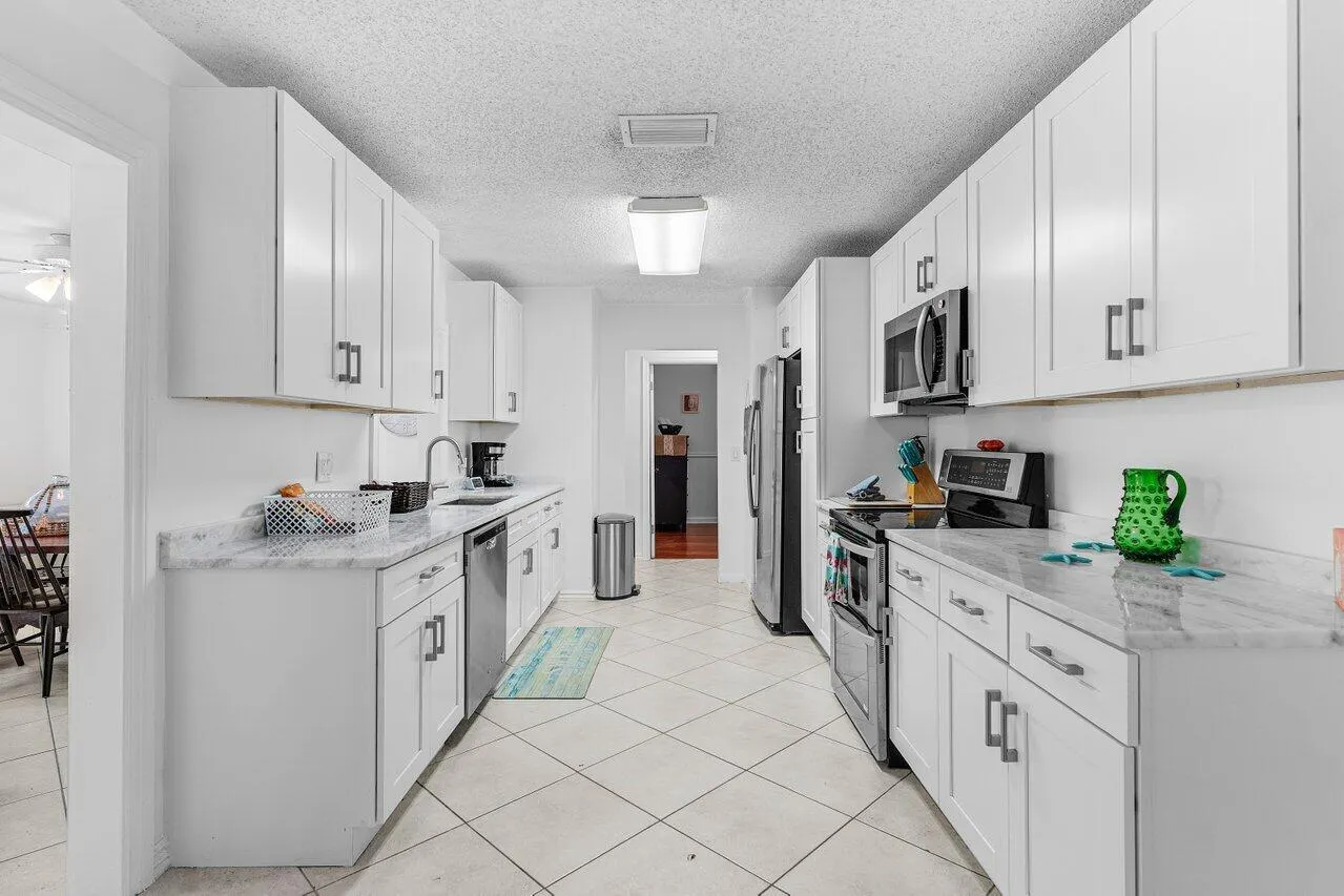 15 NE 18th Street