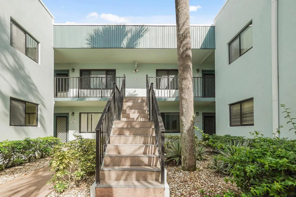 15072 Ashland Place, #132