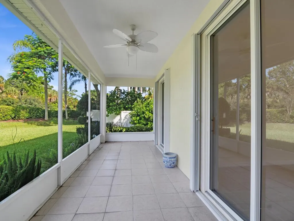 305 Bourdeaux Drive SW