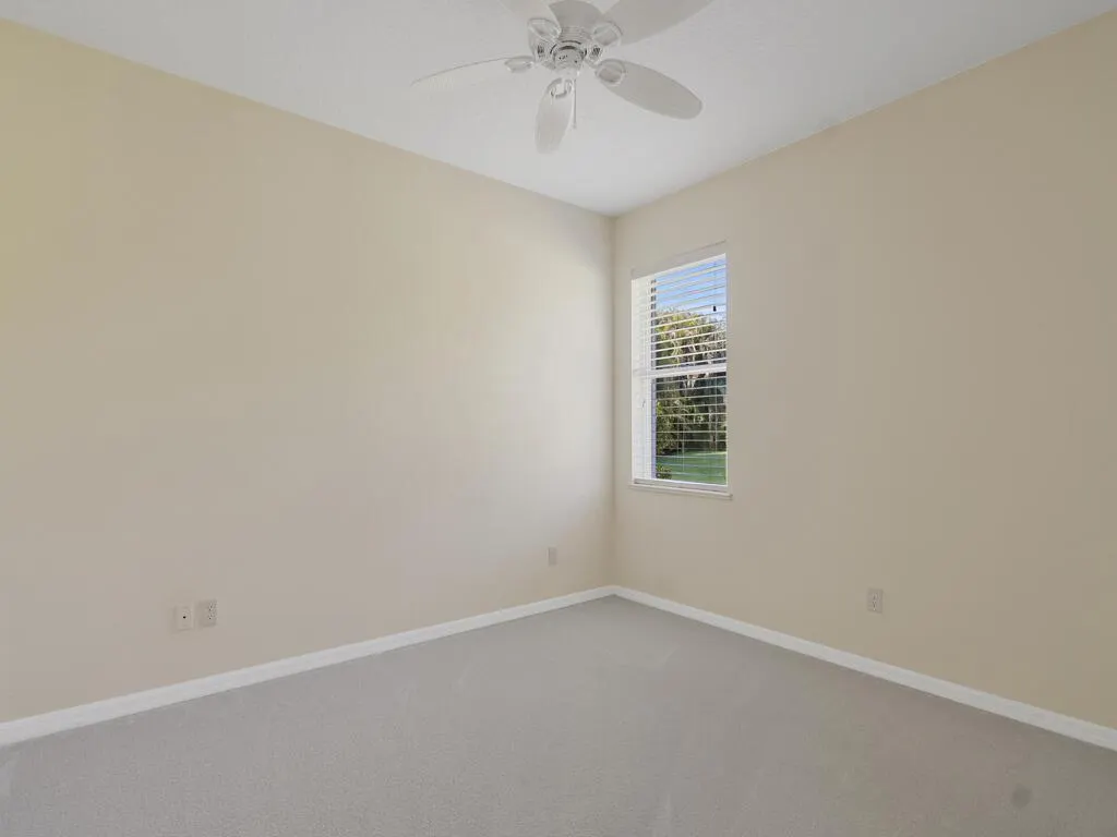 305 Bourdeaux Drive SW