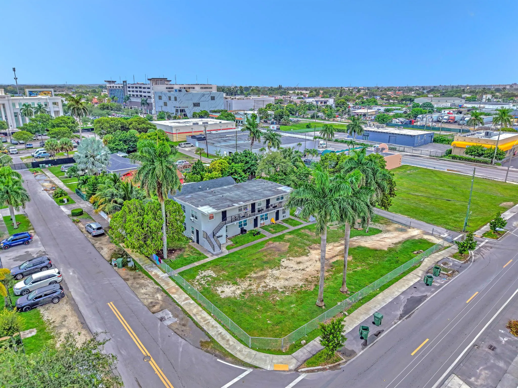 186 NW 1st Street