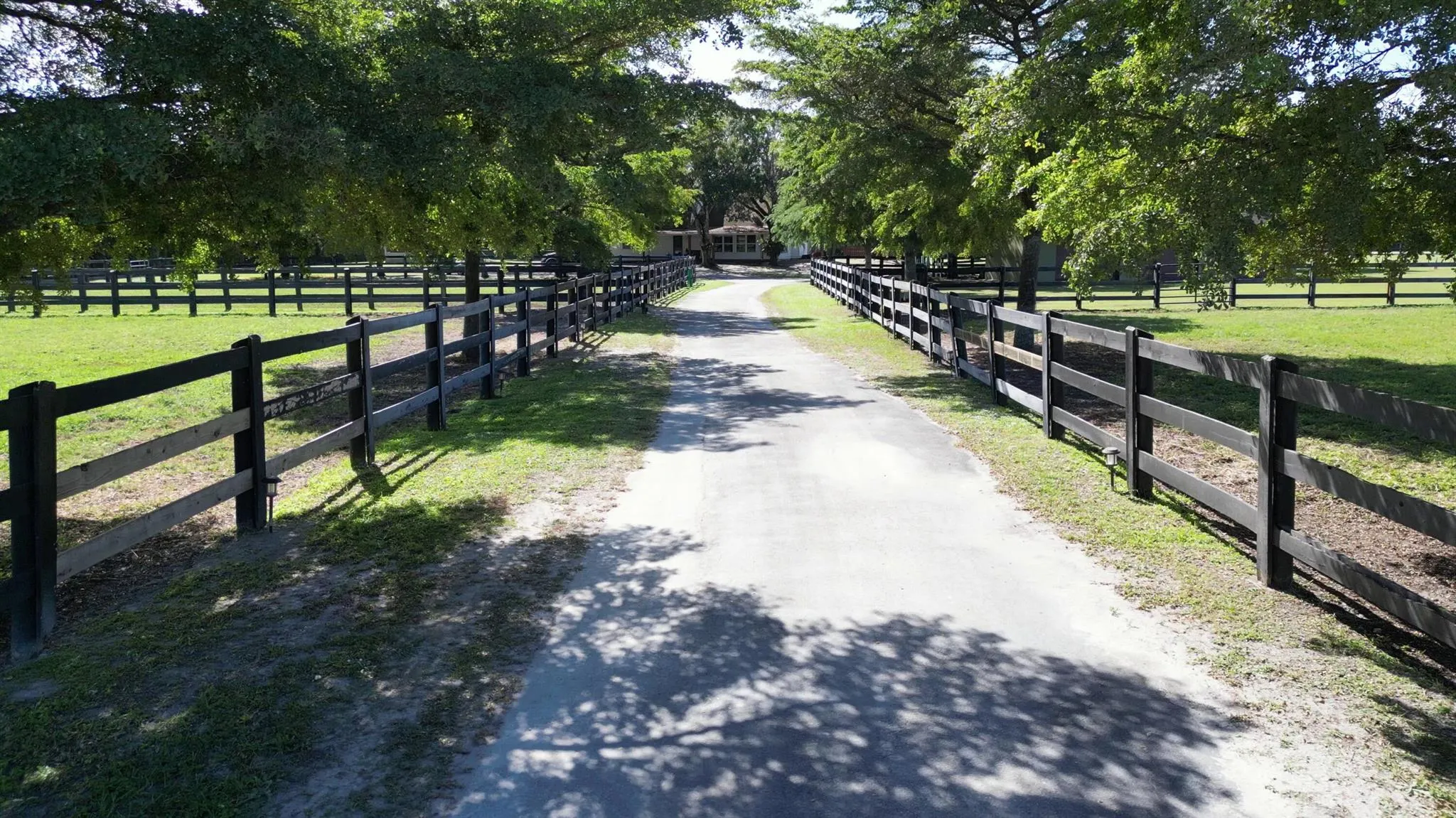 16098 Deer Path Lane