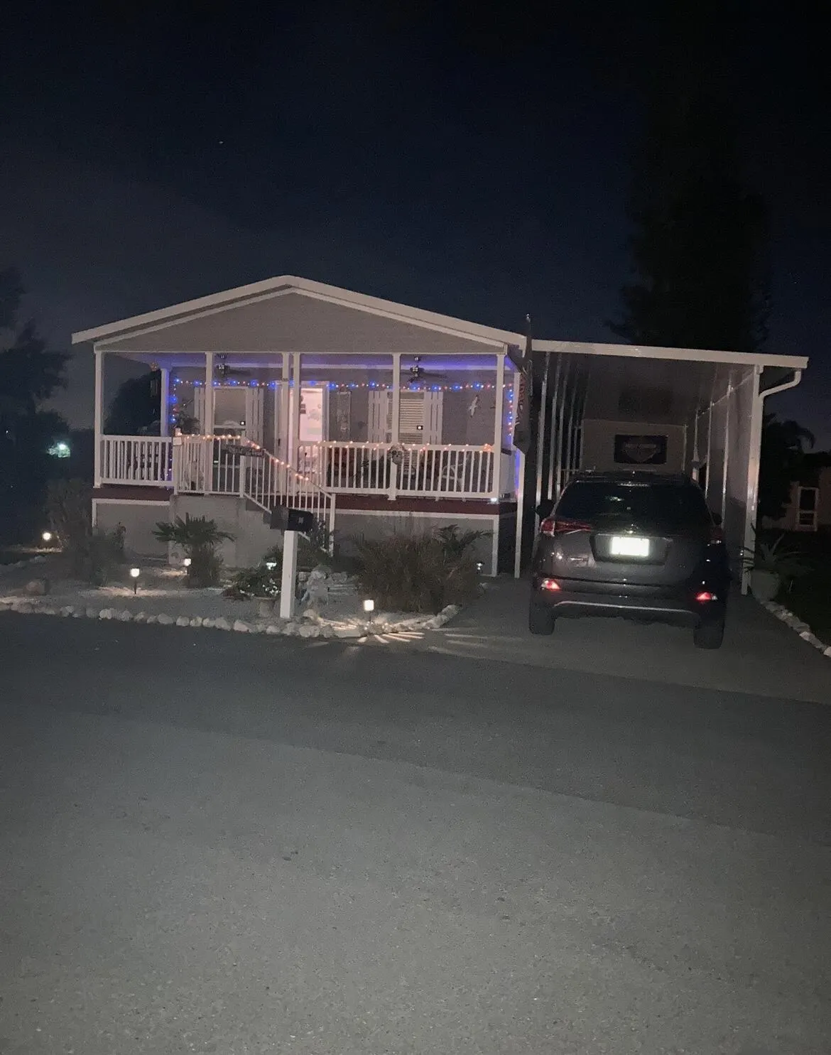 88 Sandhill Boulevard