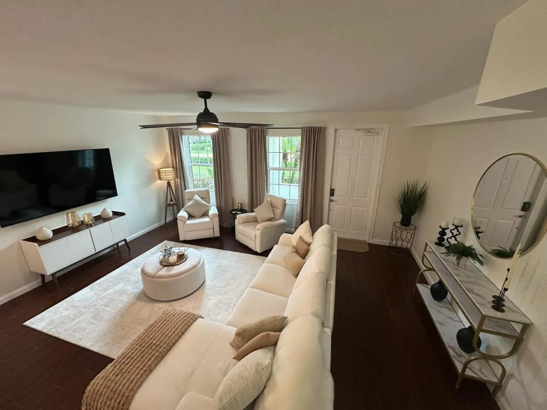 3325 E Community Drive