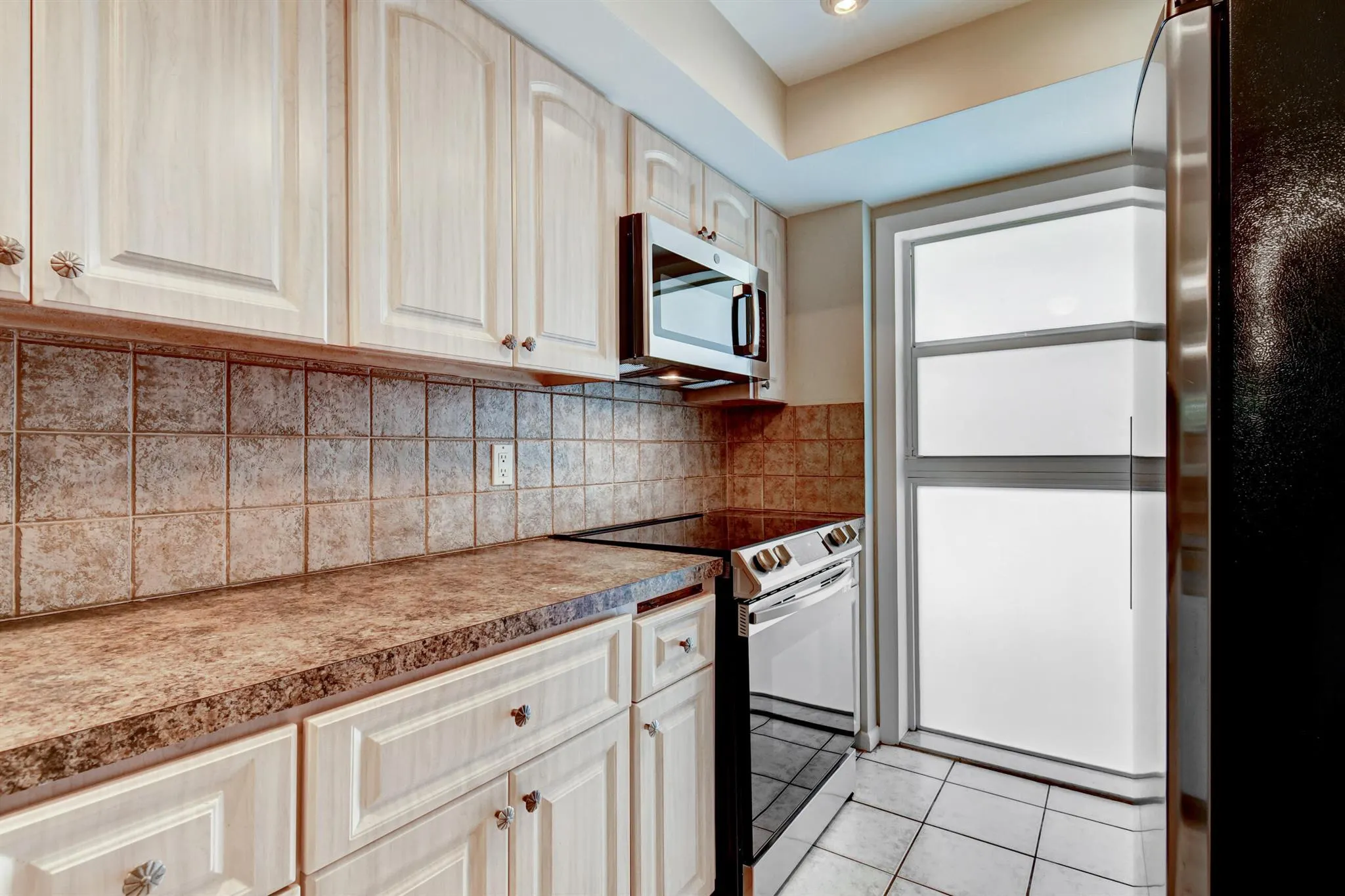 1200 SW 12th Street, #308