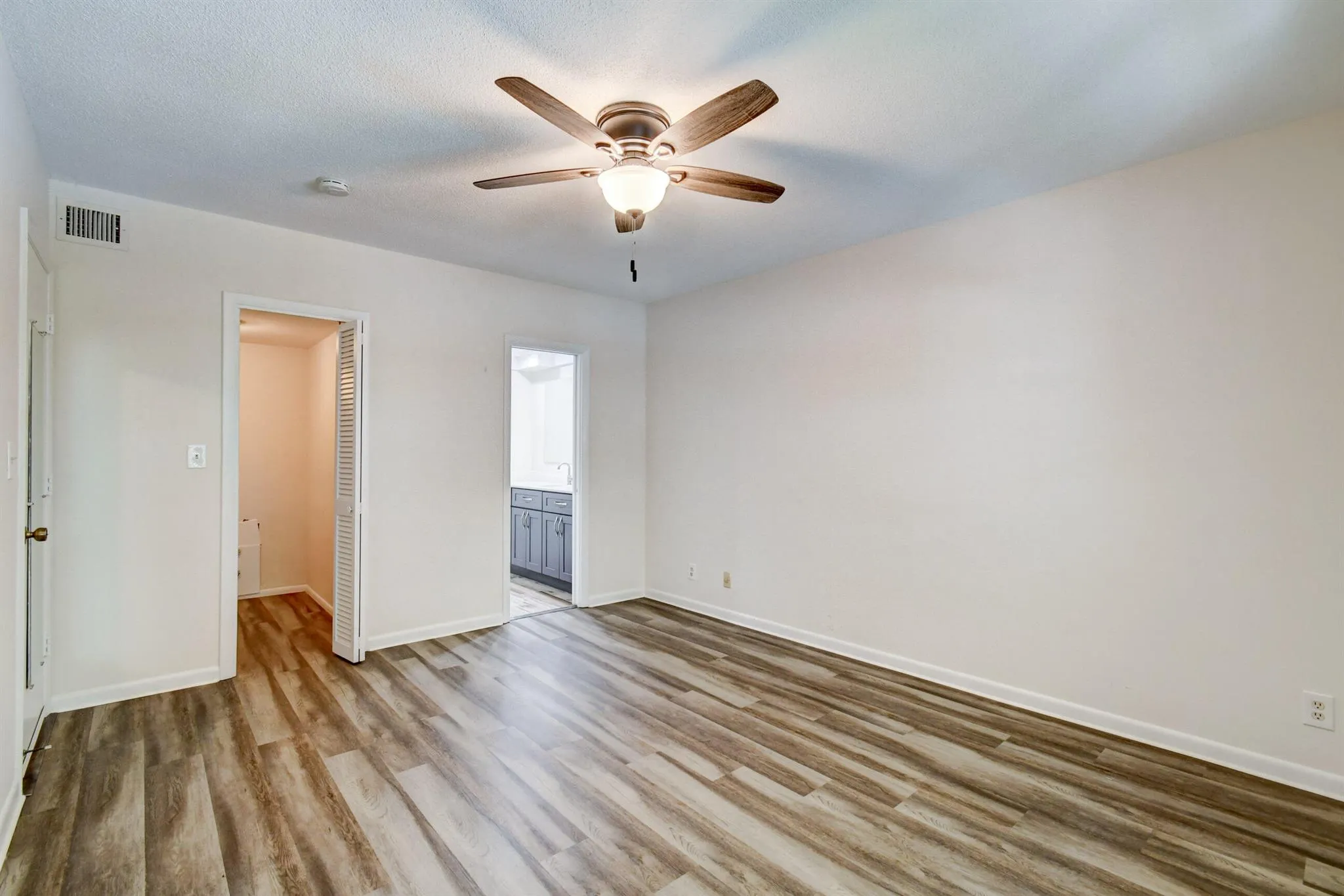 1200 SW 12th Street, #308