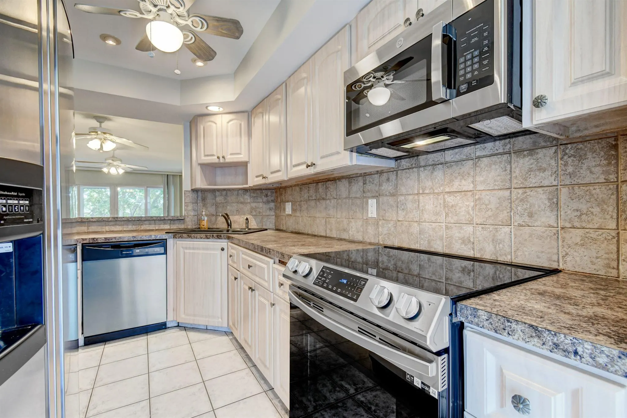 1200 SW 12th Street, #308