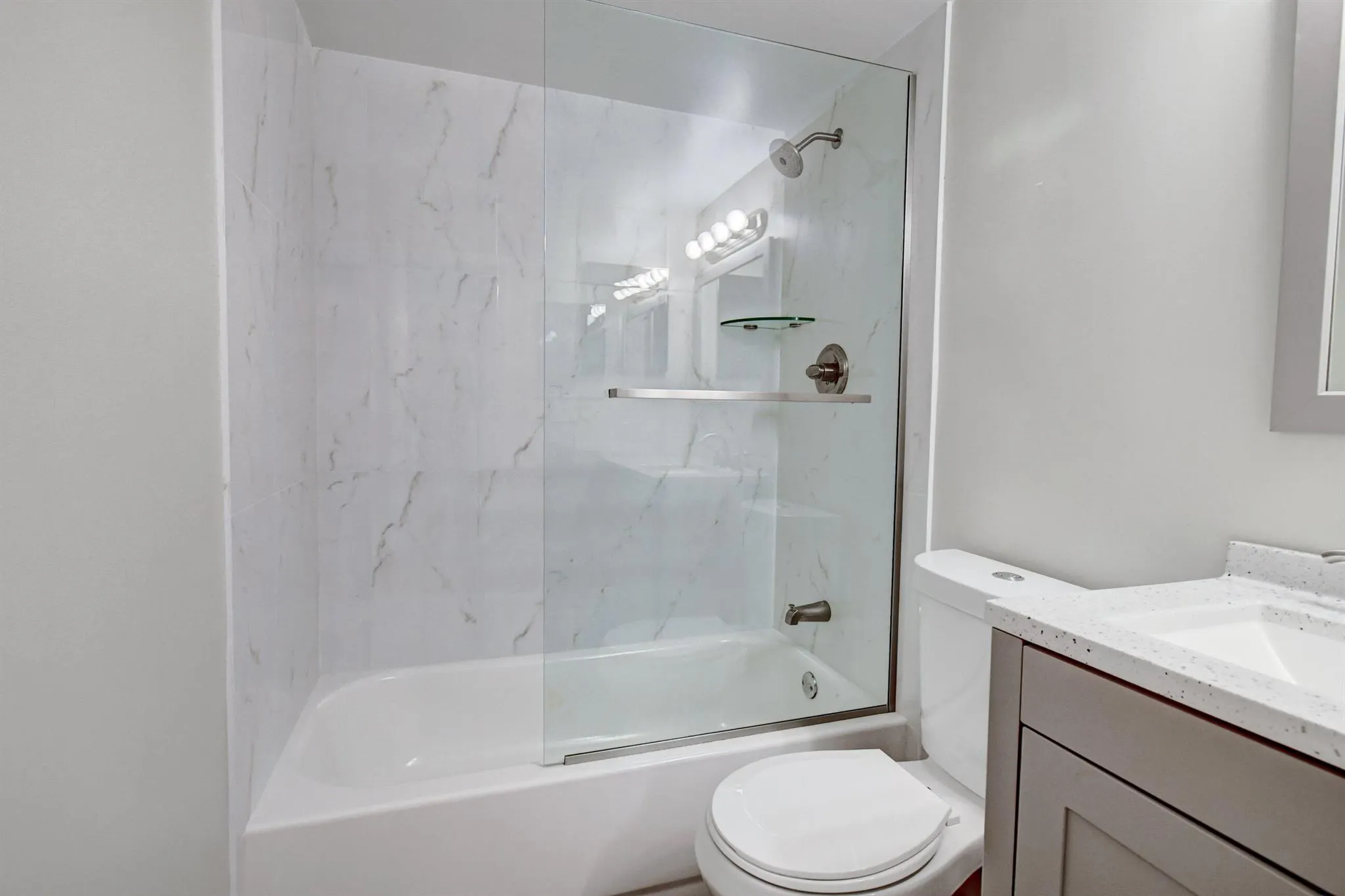 1200 SW 12th Street, #308