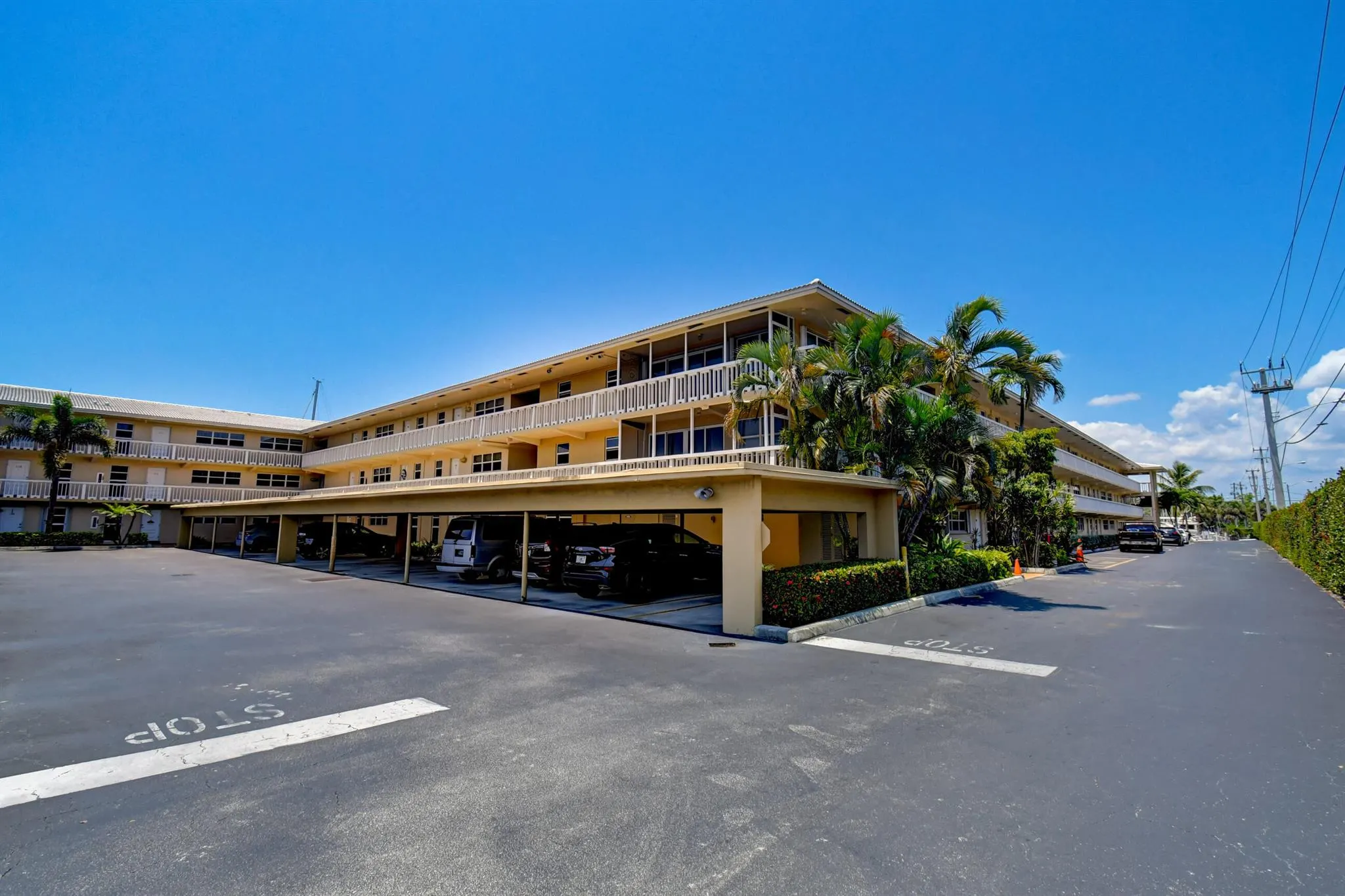 1200 SW 12th Street, #308