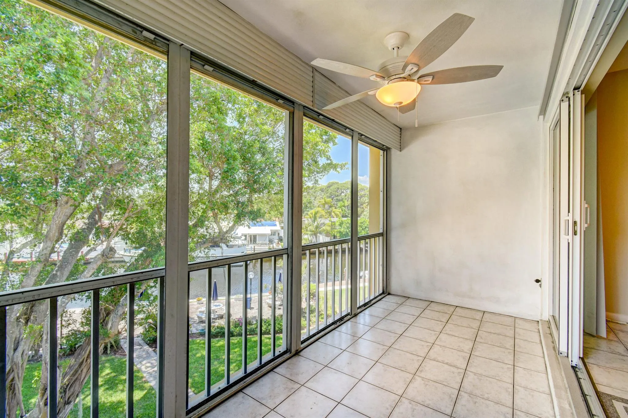 1200 SW 12th Street, #308