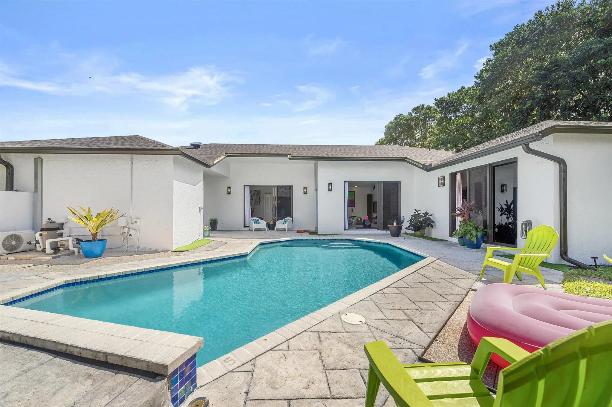 855 Carlee Circle