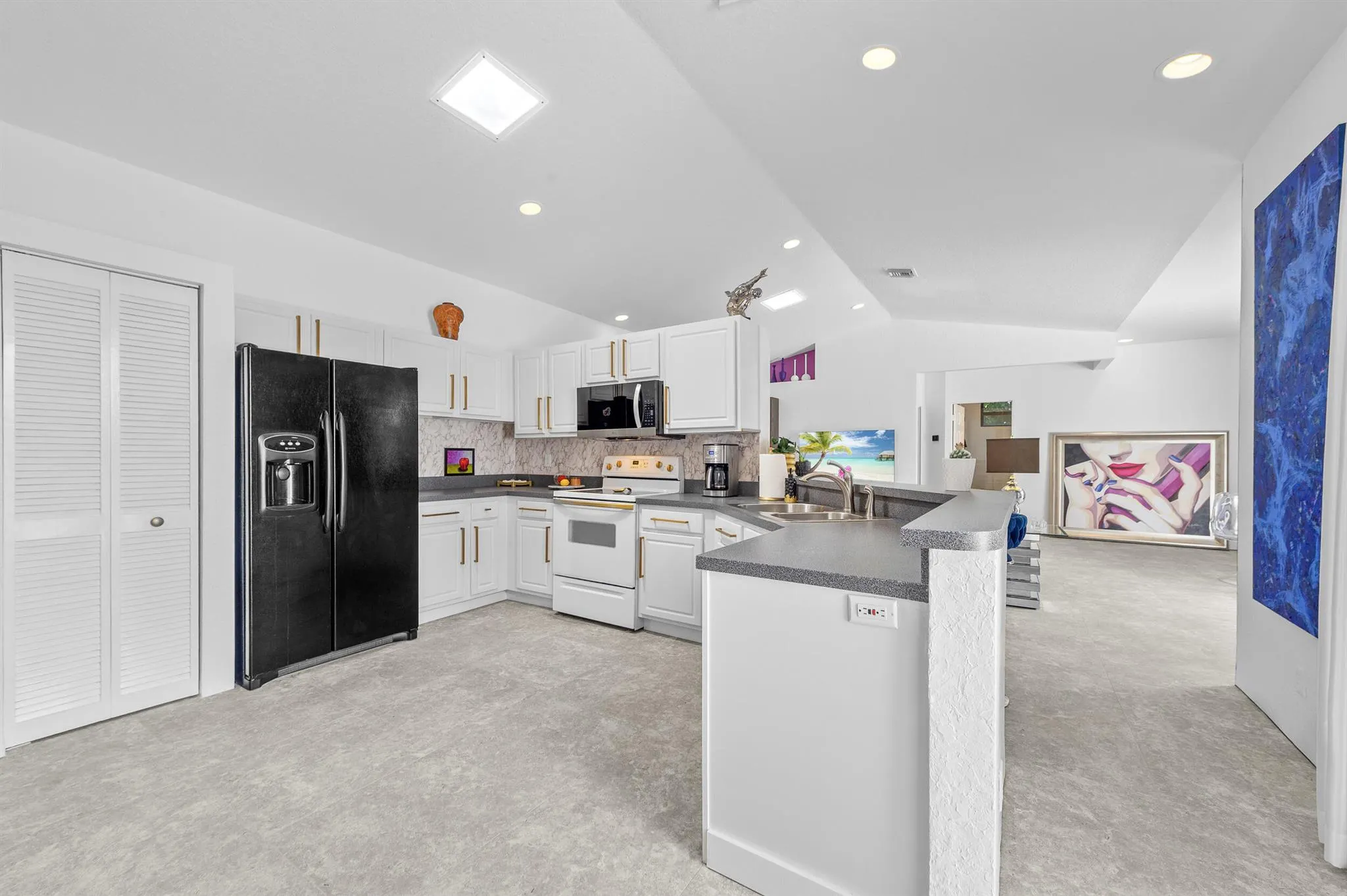 855 Carlee Circle
