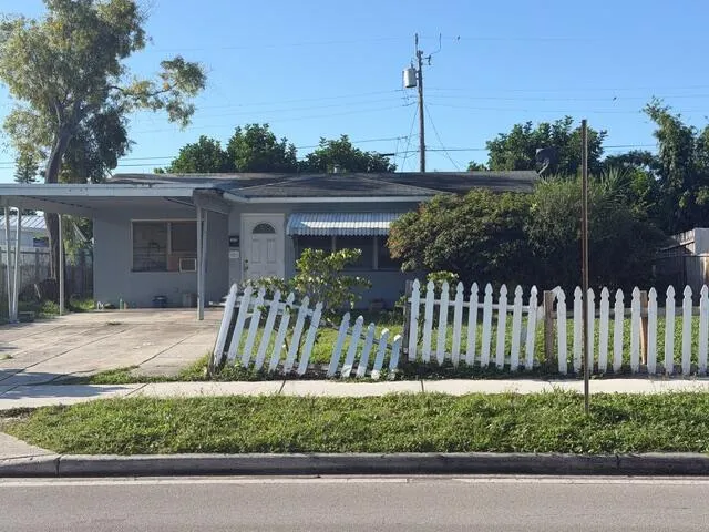 1005 12th Avenue N