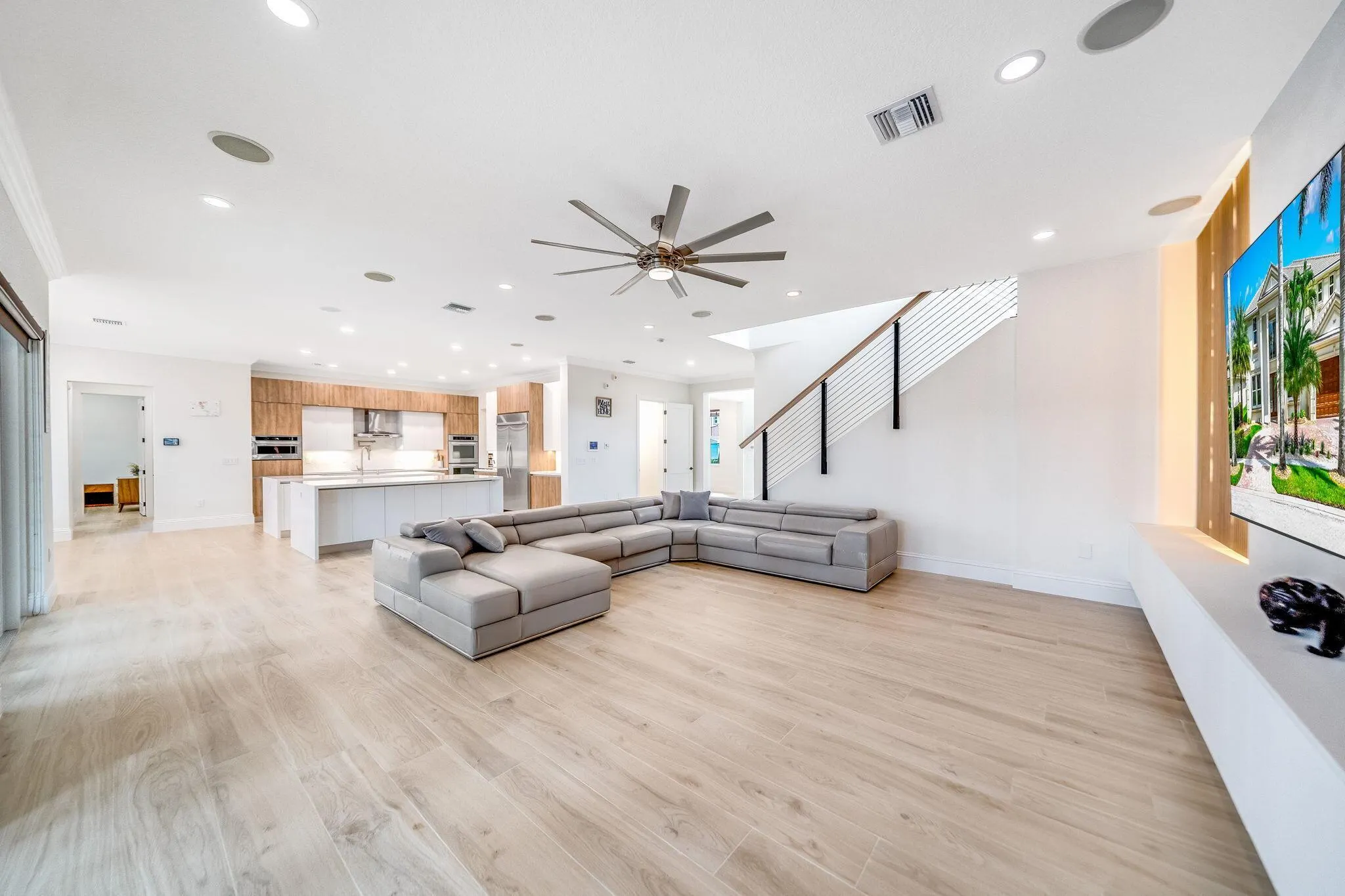 2807 Pillsbury Way