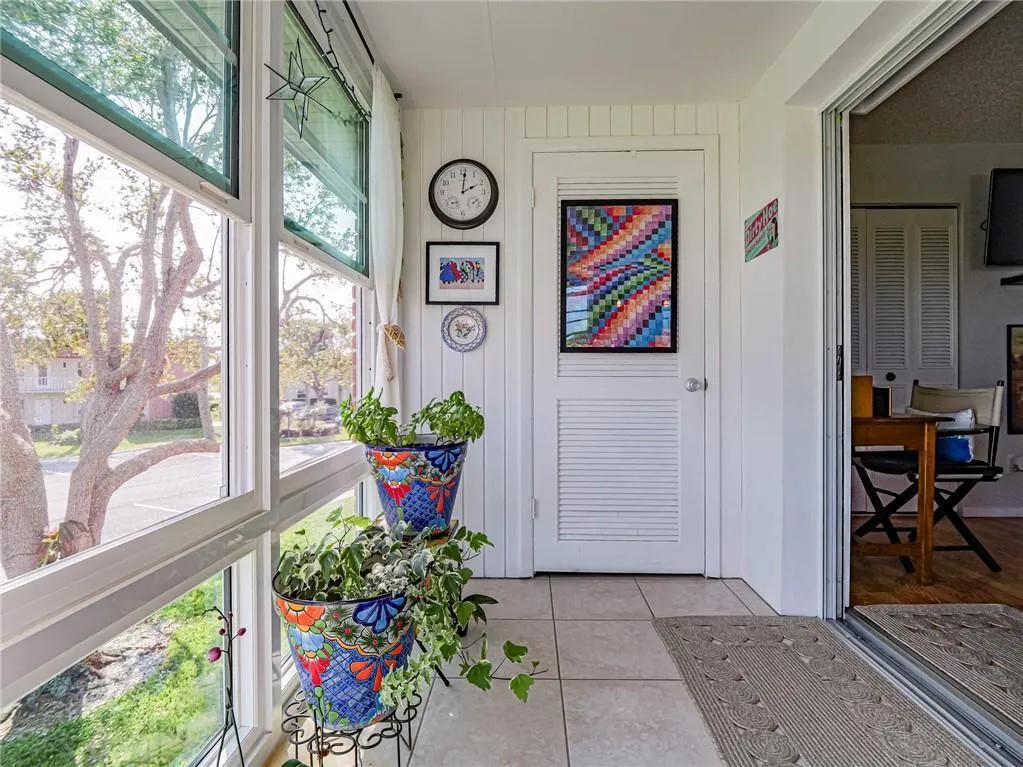 73 Royal Oak Court, #203
