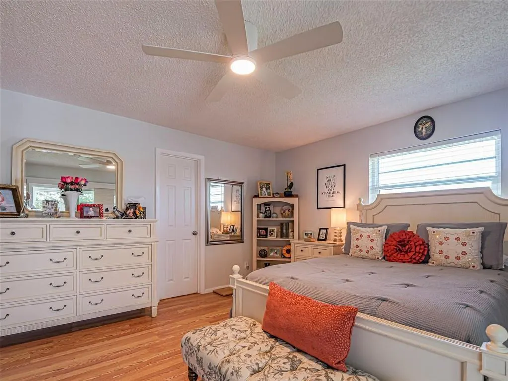 73 Royal Oak Court, #203