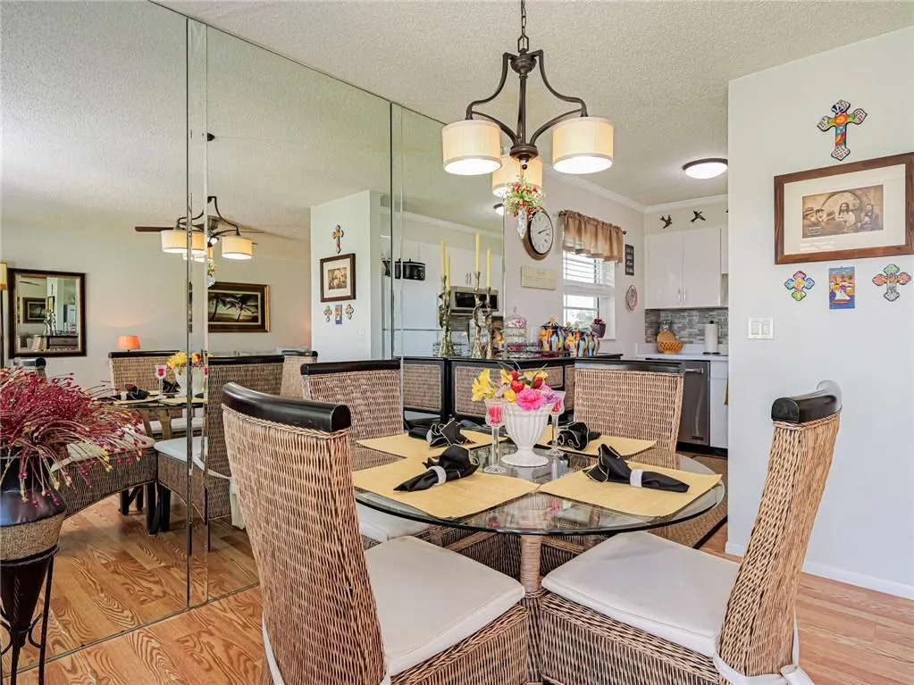 73 Royal Oak Court, #203