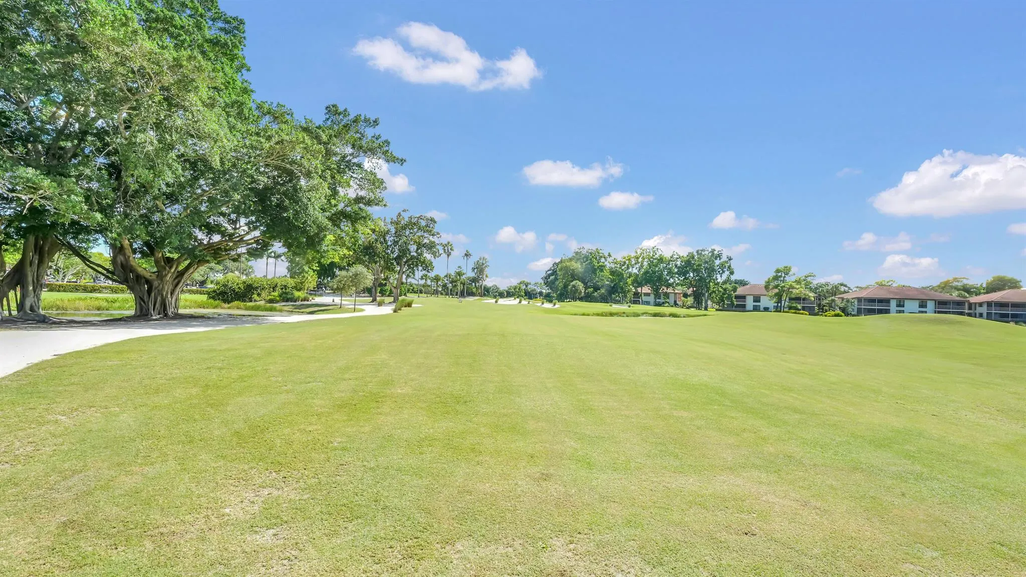 515 Club Drive