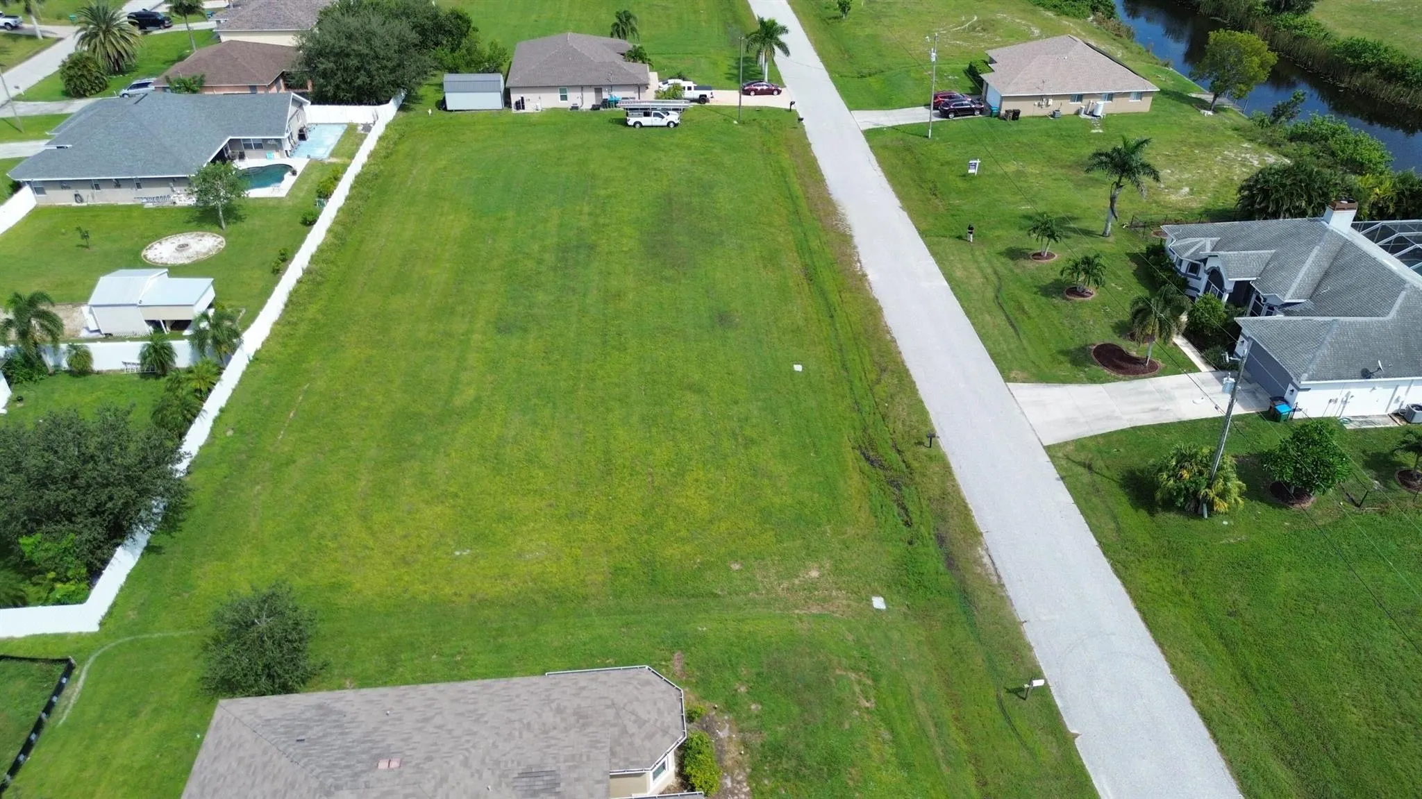 2237 NW 4th Street