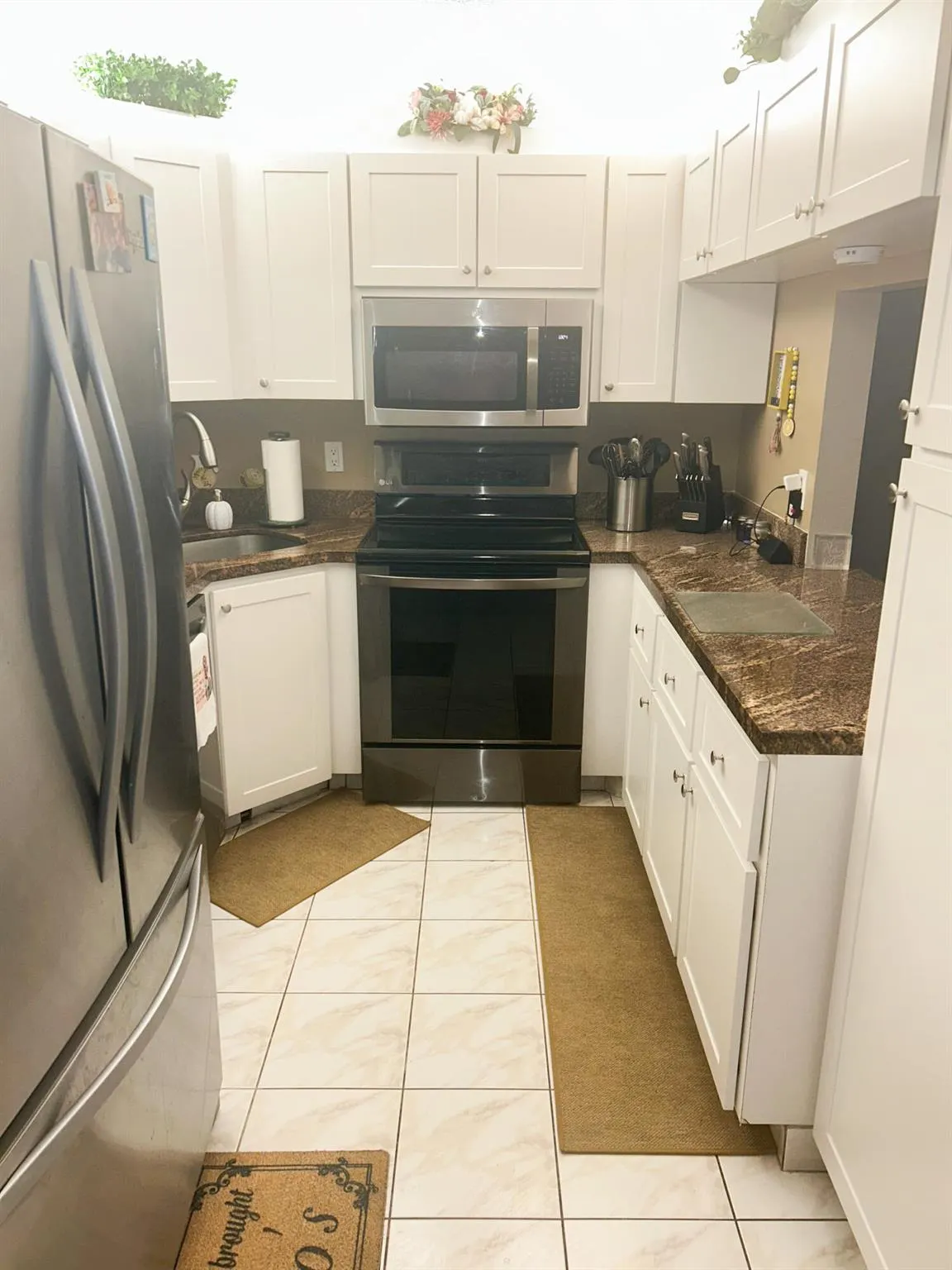 824 Sky Pine Way, #C1