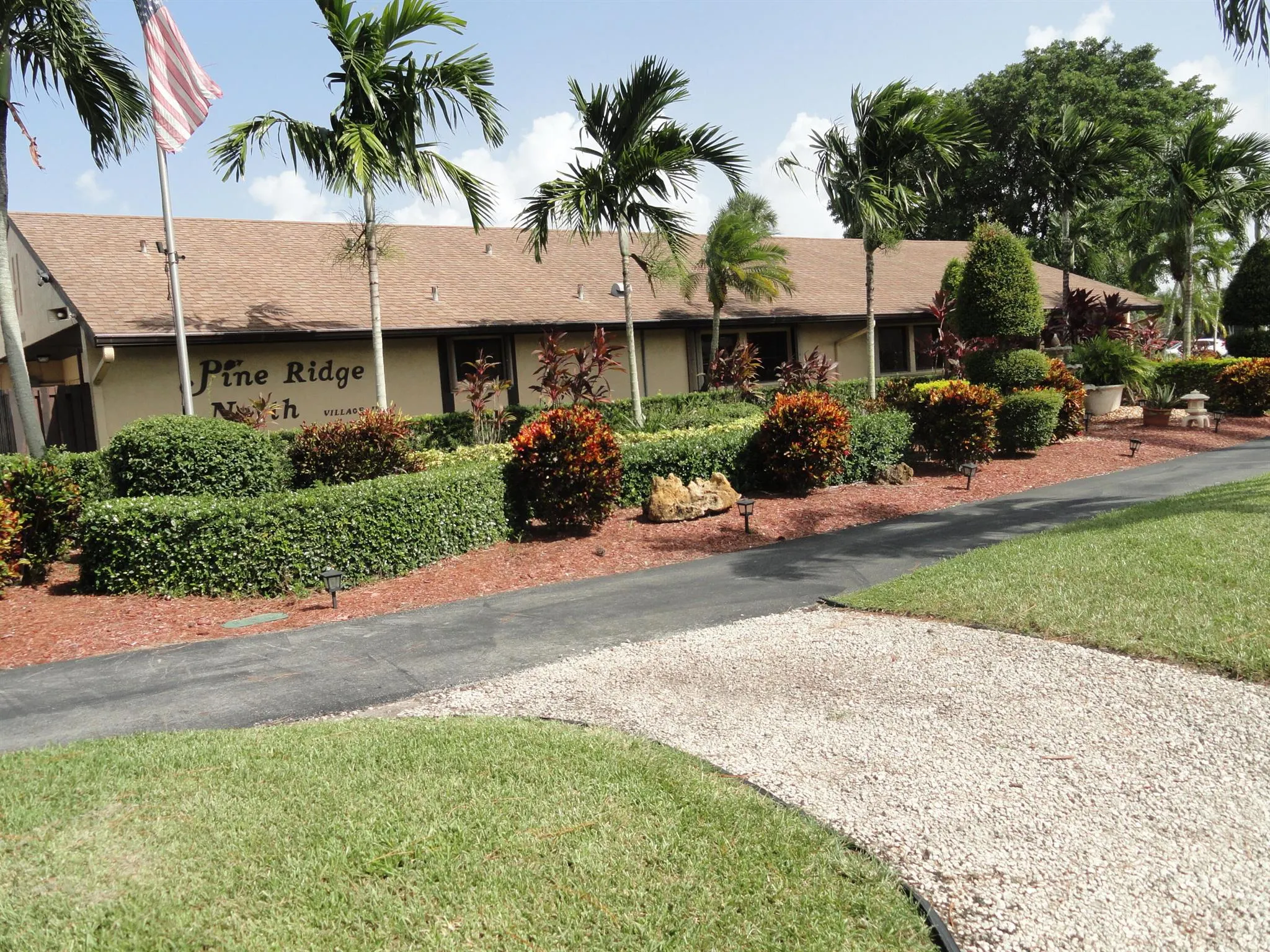 824 Sky Pine Way, #C1