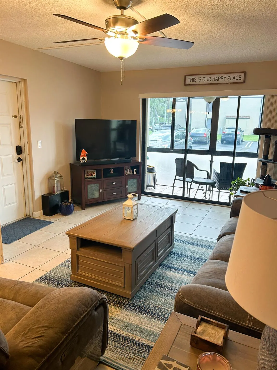 824 Sky Pine Way, #C1