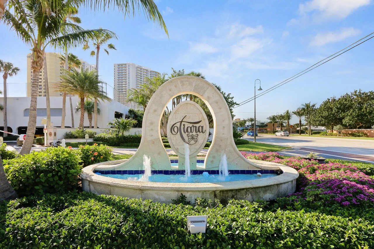 3000 N Ocean Drive, #19e