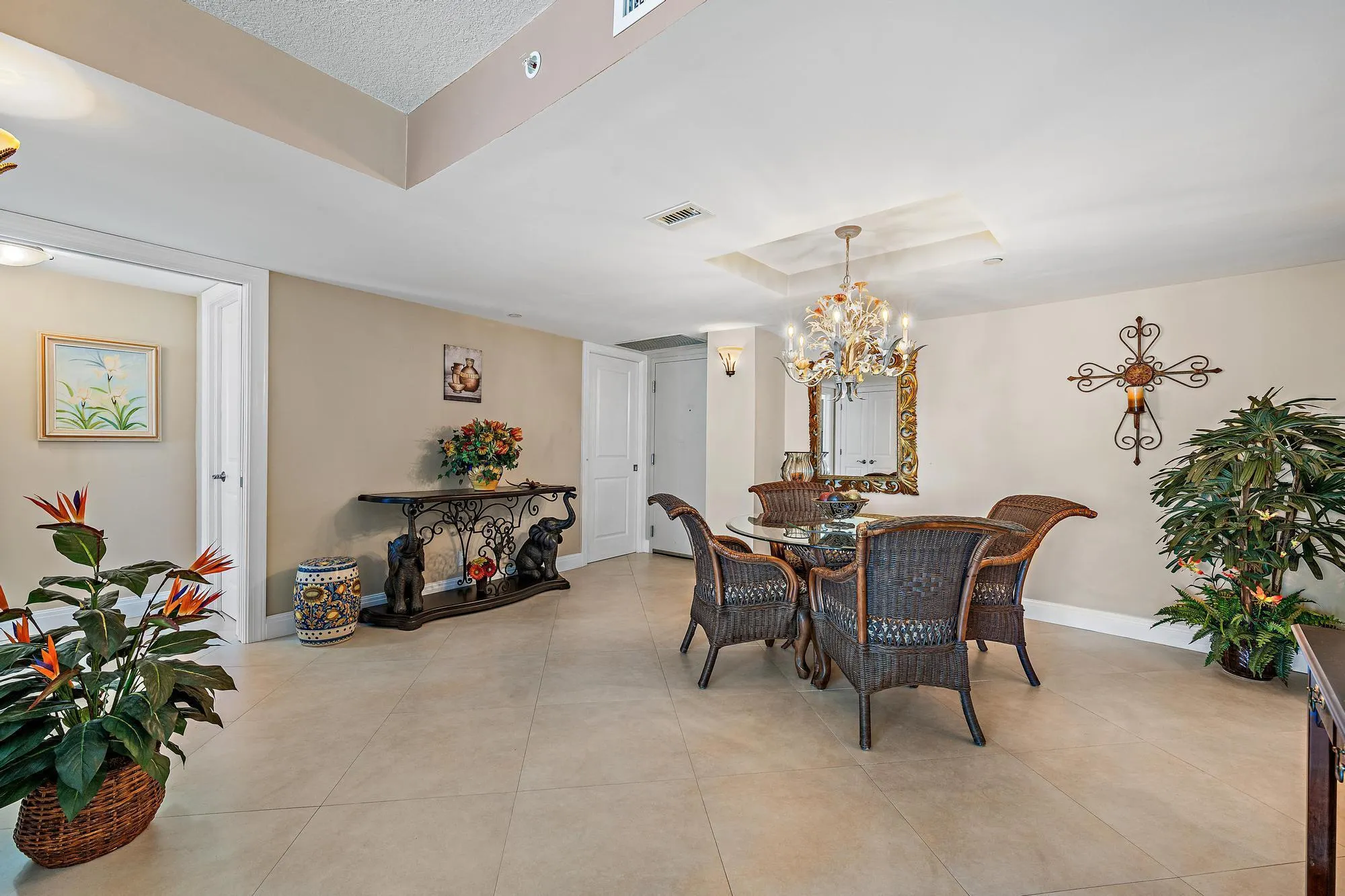 3000 N Ocean Drive, #19e