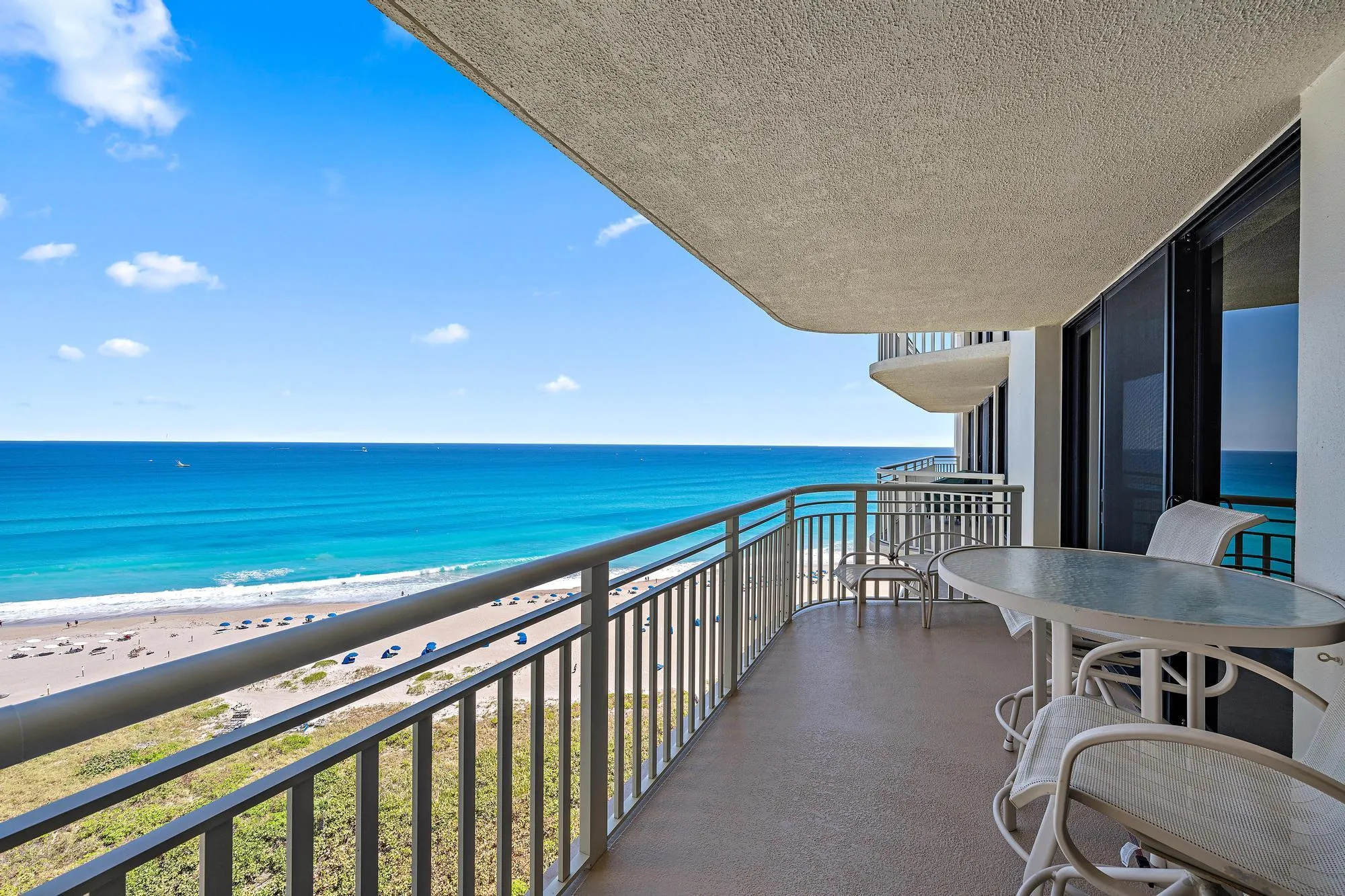 3000 N Ocean Drive, #19e