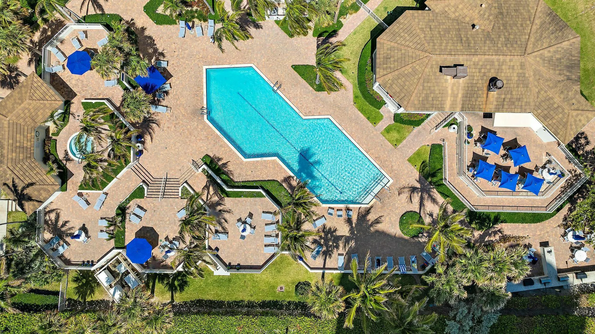 3000 N Ocean Drive, #19e