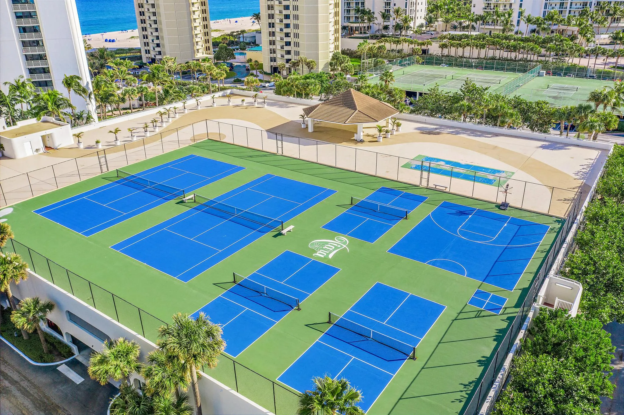 3000 N Ocean Drive, #19e